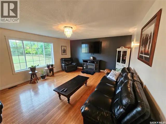 Redvers South Acreage. Antler Rm No. 61, Saskatchewan in Houses for Sale in Regina - Image 16