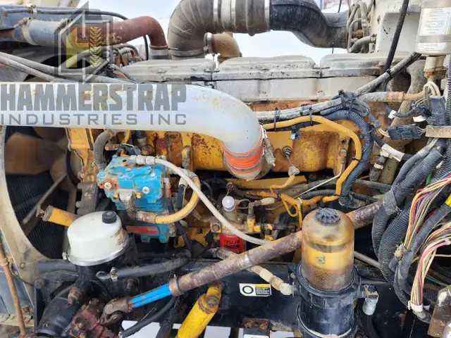 2004 PETERBILT 378 Sleeper Semi Truck w/ C15 Cat Engine in Heavy Trucks in Edmonton - Image 15