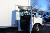 2024 Chevrolet Express Cutaway 1 SEUL PROPRIO / 39.000 KM CERTIFIÉ / 6.6 LITRES / 2024 CHEVROLET EXP... (image 1)