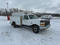 This item(s) are selling by Online Timed Auction Equipment Consignment Auction Bidding Opens: 9 AM -... (image 1)