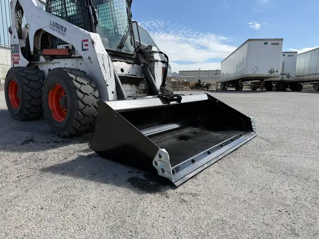 BRADCO SKID STEER BUCKETS - CONSTRUCTION SERIES HD in Heavy Equipment in Calgary - Image 10
