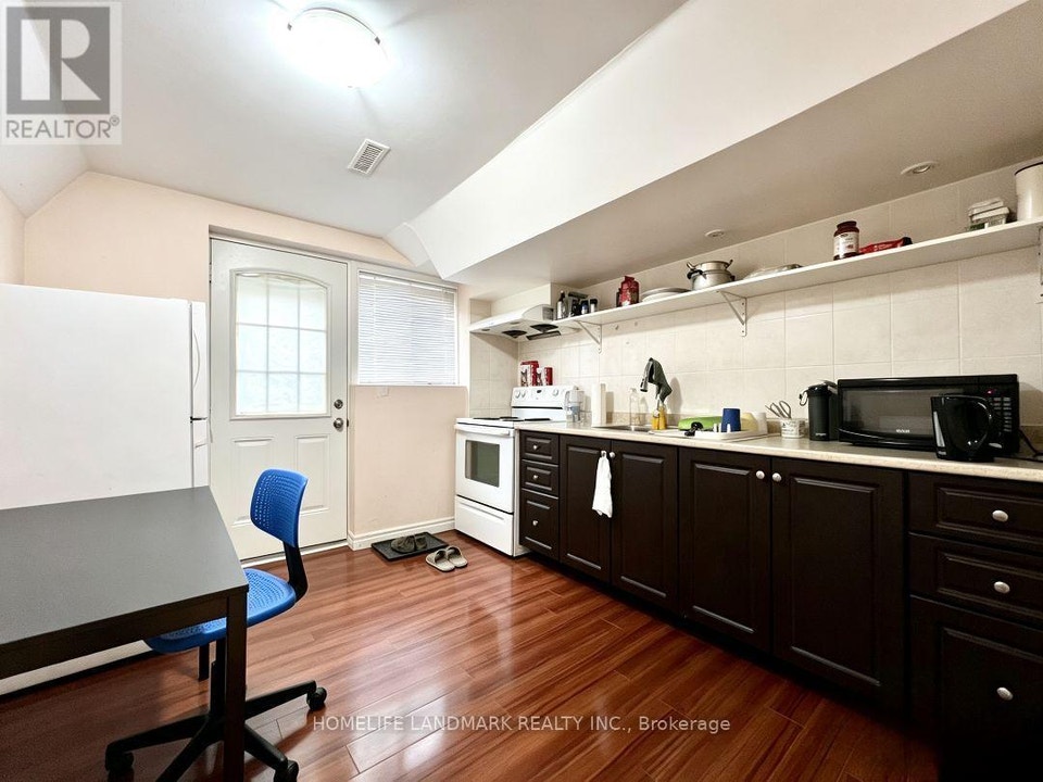 BSMT - 17 NEW HAVENS WAY Markham (Thornhill), Ontario 2