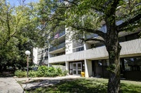 Valleyview apartments are conveniently located at 666 King Street East in Oshawa. This is a well kep... (image 1)