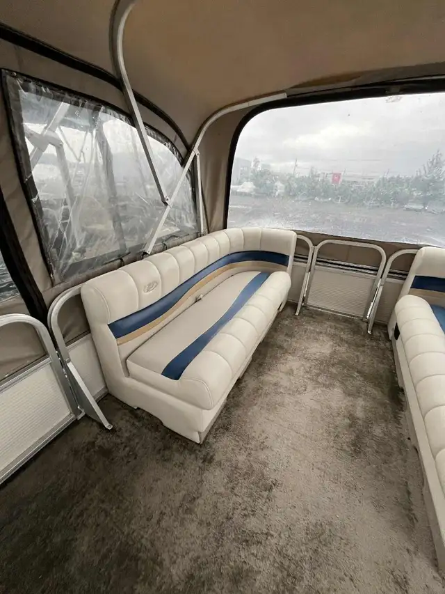 2004 Princecraft Vintage 21 in Powerboats & Motorboats in Lac-Saint-Jean - Image 9