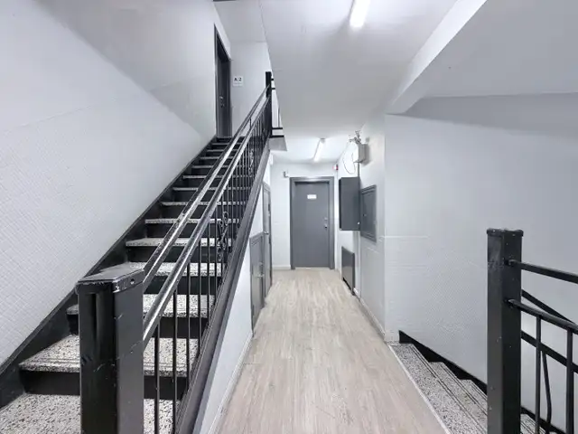 2 chambres rénovées à Ville St-Laurent - Wi-Fi et électros in Long Term Rentals in City of Montréal - Image 9