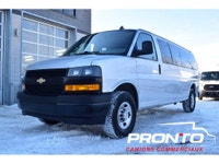 12 Passagers // Attache remorque // Cruise // Camera de recul // Modèle Allonger Superbe condition /... (image 2)