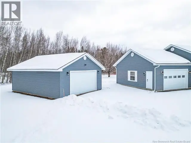 64 Thompson Avenue Burton, New Brunswick in Houses for Sale in Fredericton - Image 6