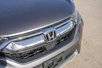 Experience advanced driver-assist technology in this 2019 Honda CR-V LX. This sleek gray Sport Utili... (image 9)