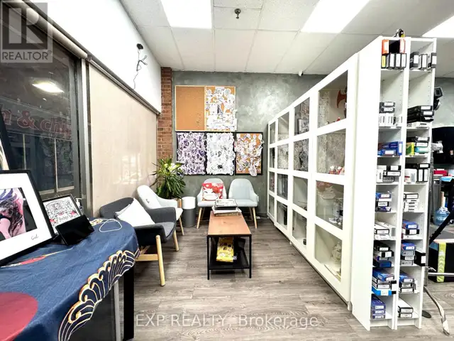 19 WOOTTEN WAY N Markham (Markham Village), Ontario in Commercial & Office Space for Rent in Markham / York Region - Image 14