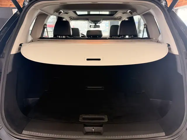 2021 Nissan Rogue AWD Platinum in Cars & Trucks in Longueuil / South Shore - Image 10