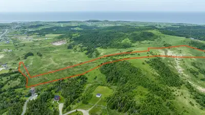 Îles-de-la-Madeleine (secteur Étang du Nord) : Située dans un environnement enchanteur aux Îles-de-l...