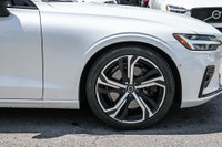 Garantie de 12 mois, kilométrage illimité : Offerte directement par Volvo Cars Canada, elle couvre d... (image 6)