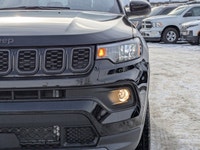 This Jeep Compass has a strong Intercooled Turbo Regular Unleaded I-4 2.0 L/122 engine powering this... (image 9)