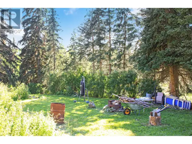 8245 BRIDGE LAKE NORTH ROAD Bridge Lake, British Columbia in Houses for Sale in 100 Mile House - Image 20