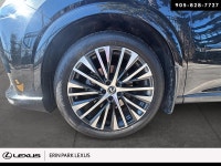 LUXURY ... Engine: 275 (205) @ 6000 RPM L/100Km City: 11.2 L/100Km Hwy: 8.4 Safety Equipment Electro... (image 6)