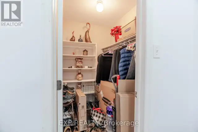 1049 FIELDFAIR WAY Ottawa, Ontario in Houses for Sale in Ottawa - Image 6