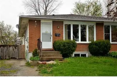 3 Bedrooms available on a 1 year lease, available August 1st. Bright and spacious rental offers comf...