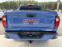 AMVIC Licensed Dealer The 2025 GMC Canyon Elevation Crew Cab 4WD in Rapids Metallic delivers bold of... (image 7)