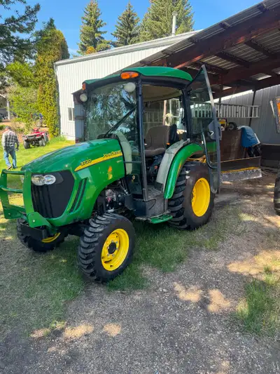 44 HP, 4 WHEEL DRIVE, CAB, 495 HRS, 3 POINT HITCH AND BLADE, CULTIVATOR, PTO, AIR COND. ALWAYS SHEDE...