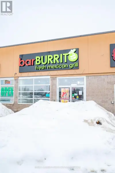 BARBURRITO FOR SALE! Located in Pembroke, this newly 2022 built franchise offers a fantastic opportu...