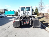 Ryder Stock ID: 242976 Transmission Type/Speed: AMT 10 Engine: DIESEL DD15 GHG'17 475/1650 Horse Pow... (image 6)