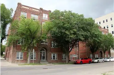 Huntington - One Bedroom Apartment for Rent