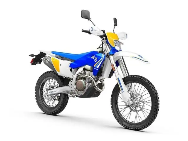 2025 Husqvarna FE 350s HERITAGE in Street, Cruisers & Choppers in Sherbrooke - Image 3