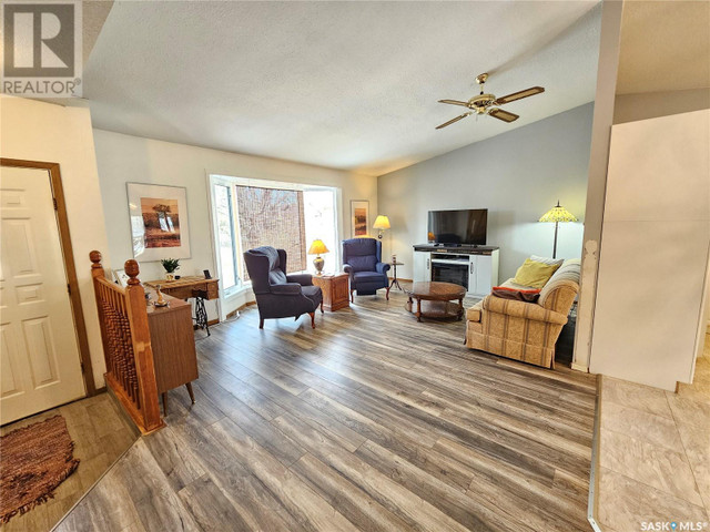 804 3rd AVENUE W Meadow Lake, Saskatchewan in Houses for Sale in Prince Albert - Image 3