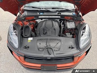 Heated Seats, Apple CarPlay, Power Liftgate, Navigation, Heated Steering Wheel! This 2022 Porsche Ma... (image 8)
