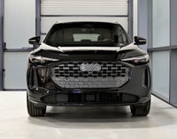 Location disponible. Nouveau modele B10 / Traction intégrale Audi quattro / Toit ouvrant panoramique... (image 4)