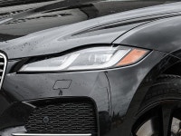 // ACCIDENT FREE!! // // SINGLE OWNER! // This used 2023 Jaguar F-PACE P250 Awd S blends luxury, uti... (image 6)