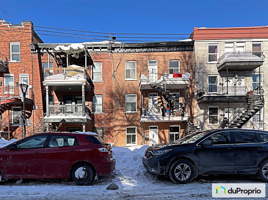 $974,000 - Triplex for sale in Mercier / Hochelaga / Maisonneuve — photo 1