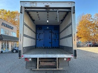 2018 FREIGHTLINER M2;Medium Duty Trucks - VAN-REEFER Penske Location 9558 189TH STREET SURREY BC V4N... (image 7)