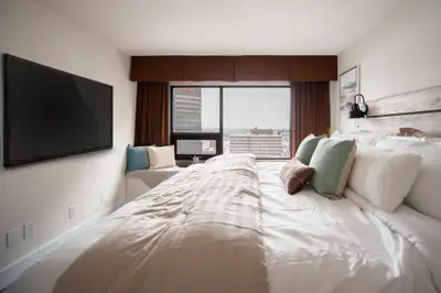 190 Smith Apartment Suites - 1-Bedroom Suite Apartment for Rent, View more