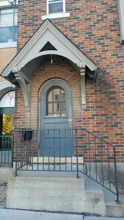 Glebe Main Level 1 Bedroom Apt. Available May 1st