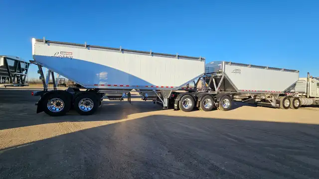 2026 DOEPKER Legacy Super B **SALE SAVE $6,500** in Farming Equipment in Saskatoon - Image 3