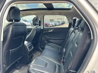 This Ford Edge delivers a Intercooled Turbo Premium Unleaded I-4 2.0 L/122 engine powering this Auto... (image 4)