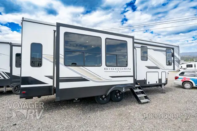2023 Heartland Bighorn 3215RL in Travel Trailers & Campers in Kelowna - Image 3