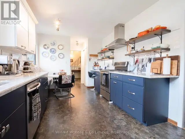 294 2ND STREET Hanover, Ontario in Houses for Sale in Owen Sound - Image 11