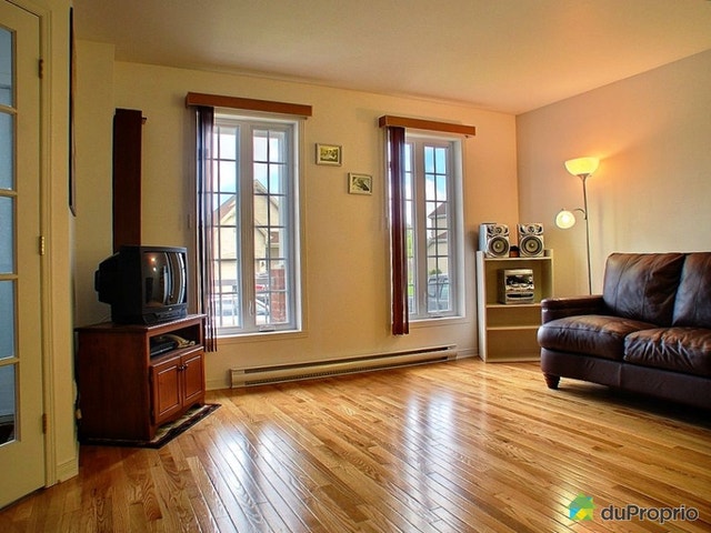 $750,000 - 2 Storey for sale in Chateauguay — photo 2