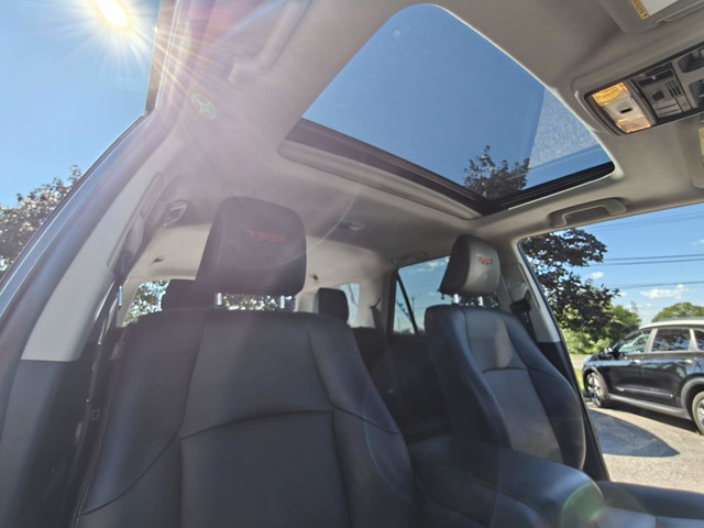 2022 Toyota 4Runner 0-DOWN, $219-WKLY! in Cars & Trucks in Ottawa - Image 2