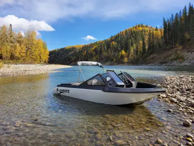 2021 Coyote Predator 180 with 2.3 Eco Boost. The boat is in excellent shape with low hours! Comes wi...