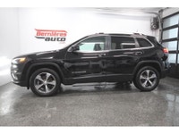 TOIT PANORAMIQUE - ENSEMBLE TECHNOLOGIE - SIÈGES EN CUIR CHAUFFANTS ET VENTILÉS - DÉMARREUR A DISTAN... (image 3)