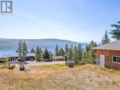 JUST REDUCED!! Build your dream vacation-inspired home on this prime 0.25-acre lot, nestled in a pea...
