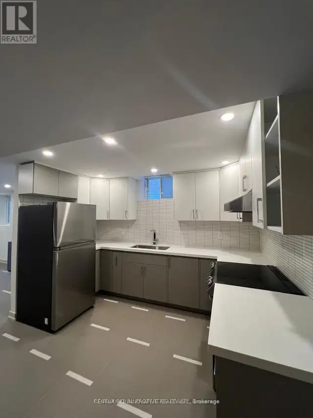 1042 KINGPEAK CRESCENT Pickering, Ontario in Long Term Rentals in Oshawa / Durham Region - Image 12