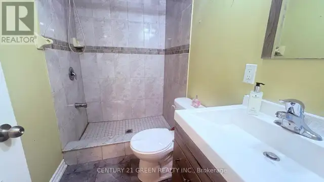 BASEMENT - 44 PRAIRIE CREEK CRESCENT Brampton (Bram West), Ontar in Long Term Rentals in Mississauga / Peel Region - Image 16