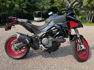 2024 Ducati multistrada v2s 2024 Ducati multistrada v2s Découvrez la nouvelle Ducati Multistrada V2S...