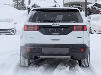 This Jeep Cherokee has a strong Intercooled Turbo Gas/Electric I-4 1.6 L/98 engine powering this Var... (image 6)