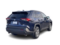 2022 TOYOTA RAV4 XLE AWD This Rav4 is Carfax Verified with No Accidents or Claims, and features Heat... (image 9)