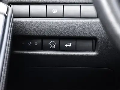 2024 Nissan Rogue SL | Leather Seats | Nav | 360 Camera | Moonro, View more